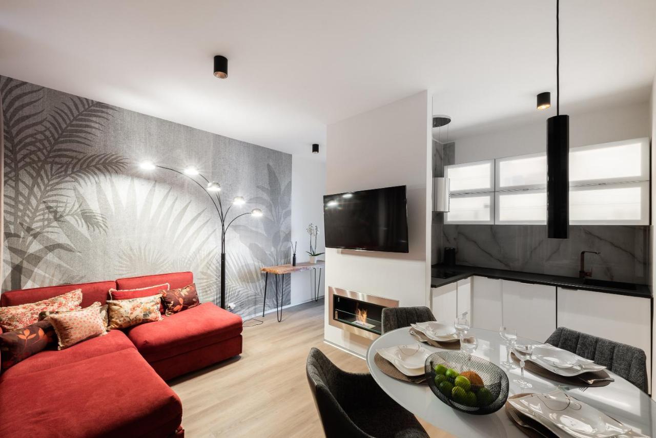 New Modern Apartment 5. Floor プラハ エクステリア 写真