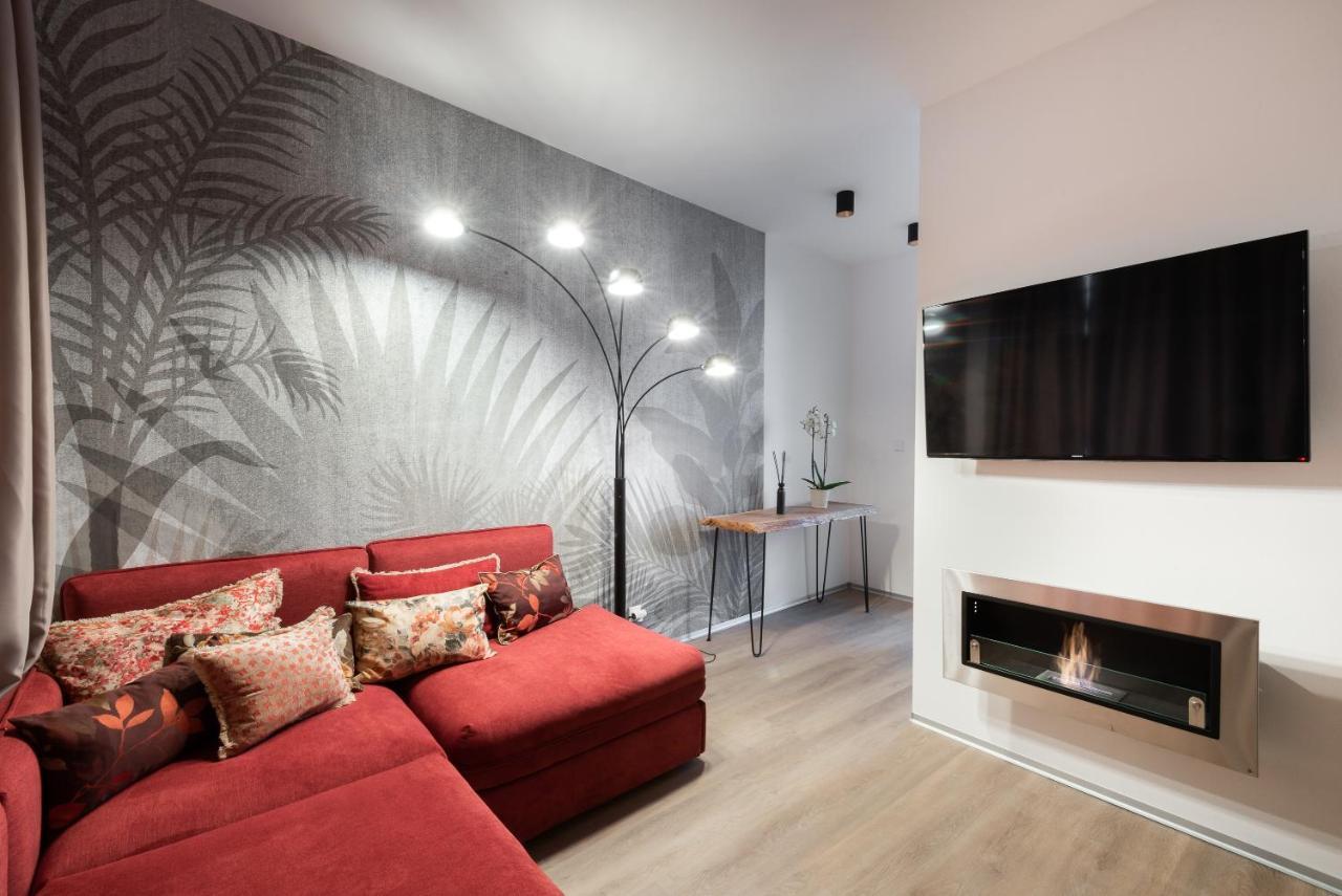 New Modern Apartment 5. Floor プラハ エクステリア 写真