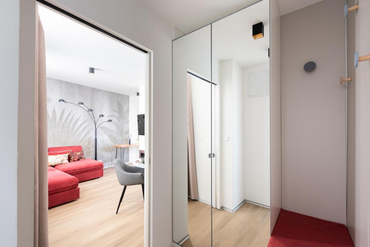 New Modern Apartment 5. Floor プラハ エクステリア 写真