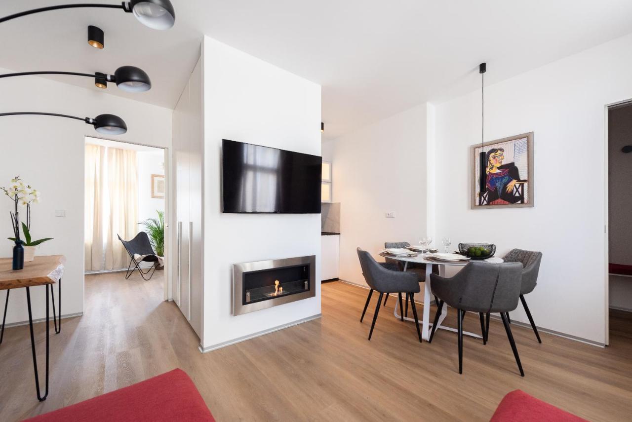 New Modern Apartment 5. Floor プラハ エクステリア 写真