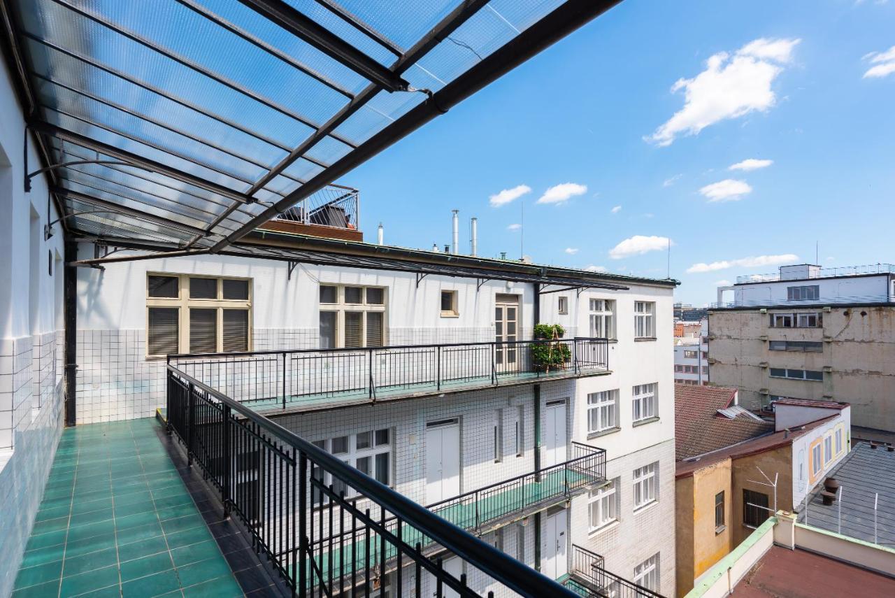 New Modern Apartment 5. Floor プラハ エクステリア 写真